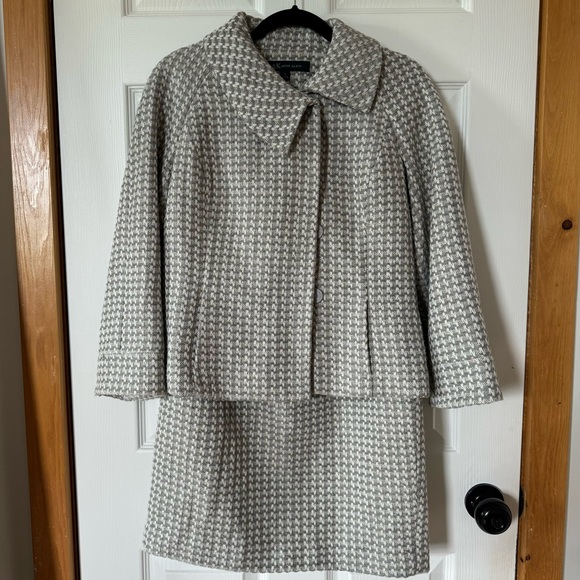 Set of blazer and skirt - Size 6 - Picture 3 of 5